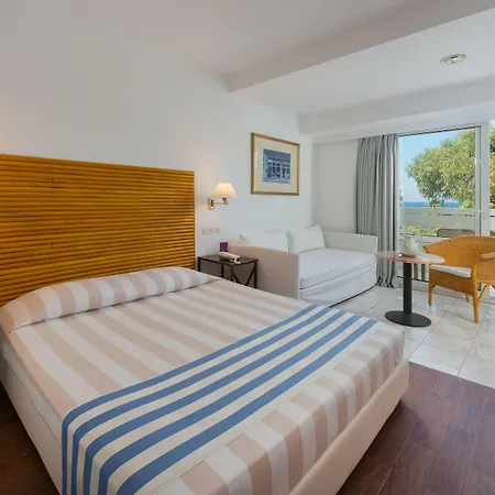 Szálloda Dionysos 4*