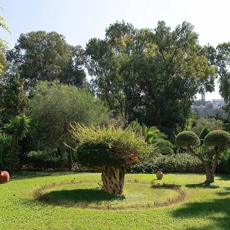 Szálloda Dionysos Ixiá