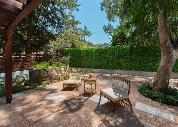 Dionysos Szálloda 4*