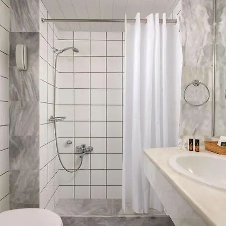 迪俄尼索斯酒店 4* 依克希亚