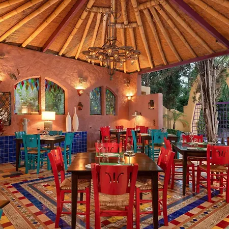 迪俄尼索斯酒店 4* 依克希亚