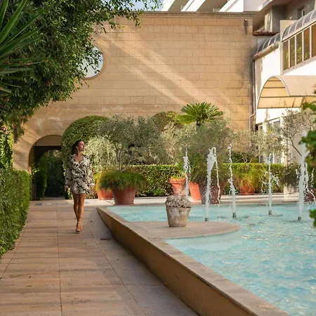 迪俄尼索斯酒店