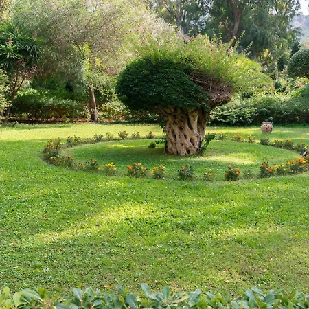 迪俄尼索斯酒店