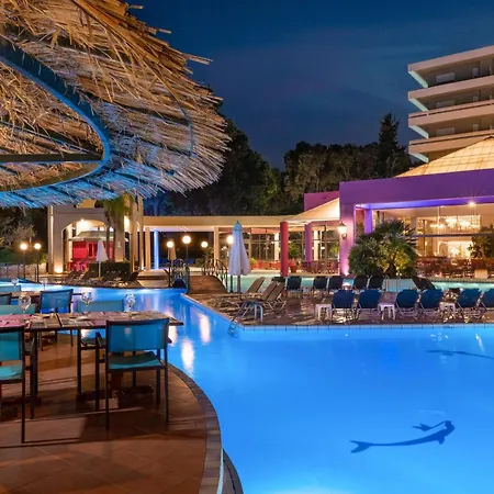 酒店 迪俄尼索斯酒店 4*