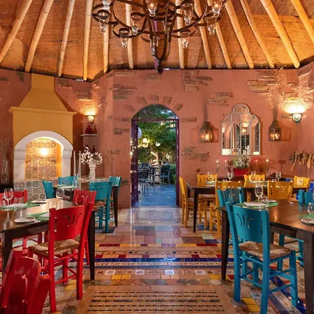 迪俄尼索斯酒店