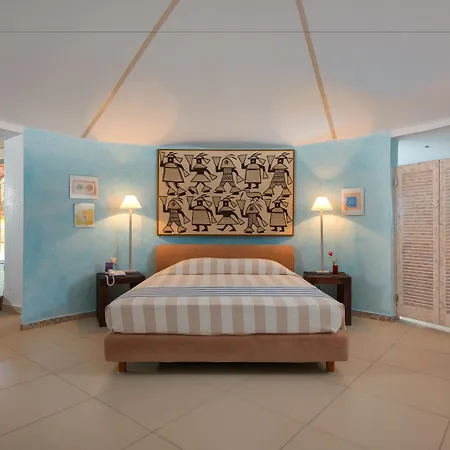 迪俄尼索斯酒店 依克希亚