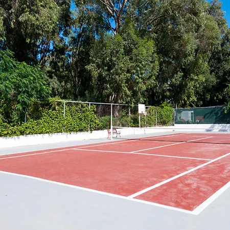 迪俄尼索斯酒店 酒店