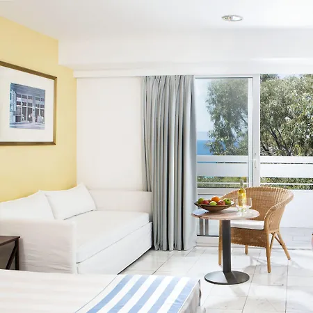 迪俄尼索斯酒店 酒店 4*