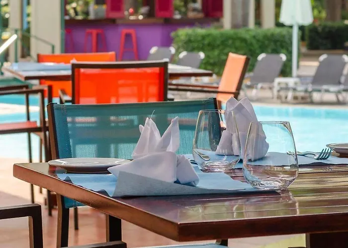 ديونيسوس 4* إكْسِيا