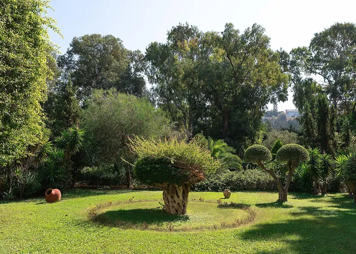 فندق ديونيسوس إكْسِيا